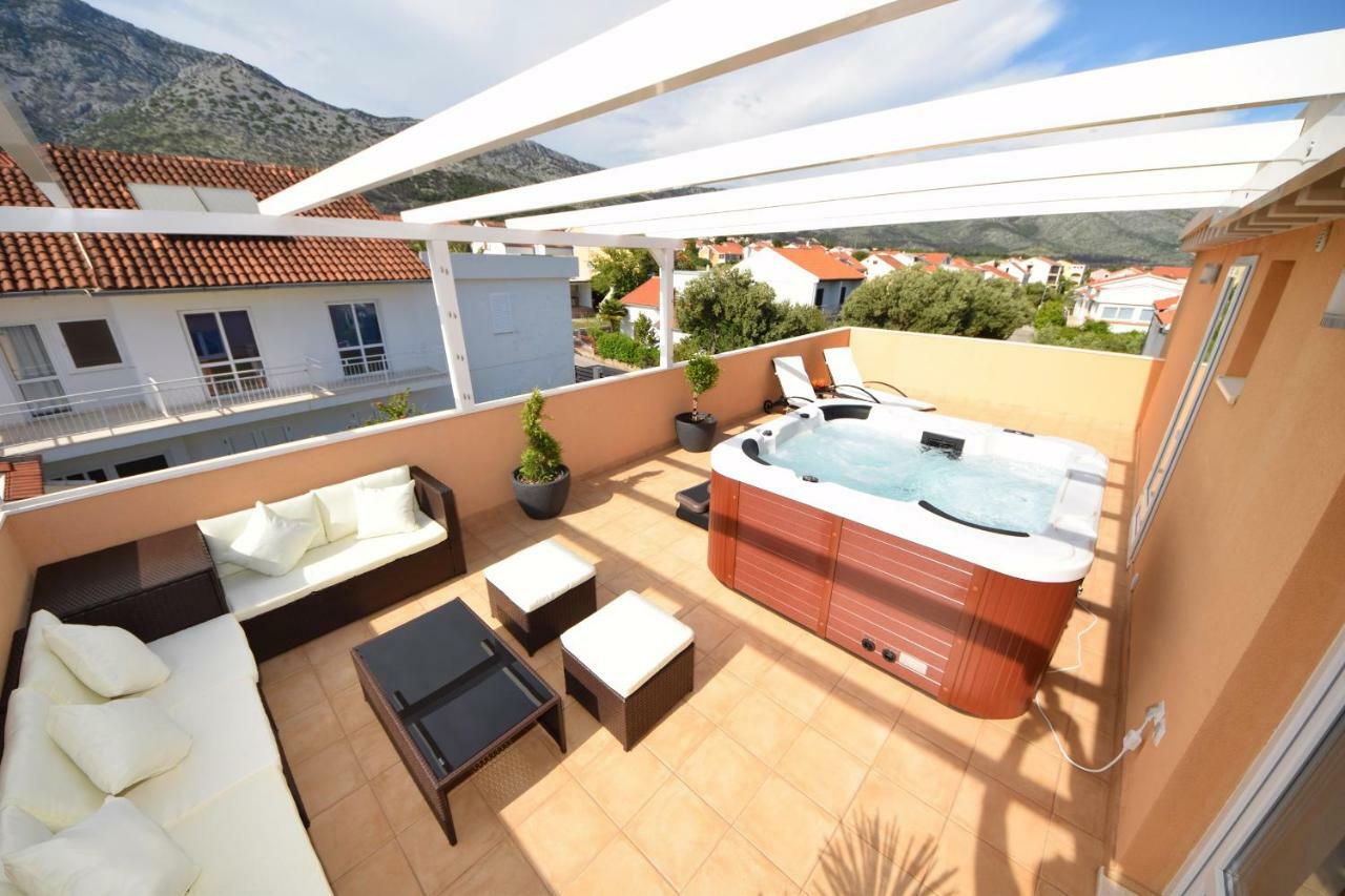 Luxury Penthouse With Jacuzzi In أوروبيتش المظهر الخارجي الصورة